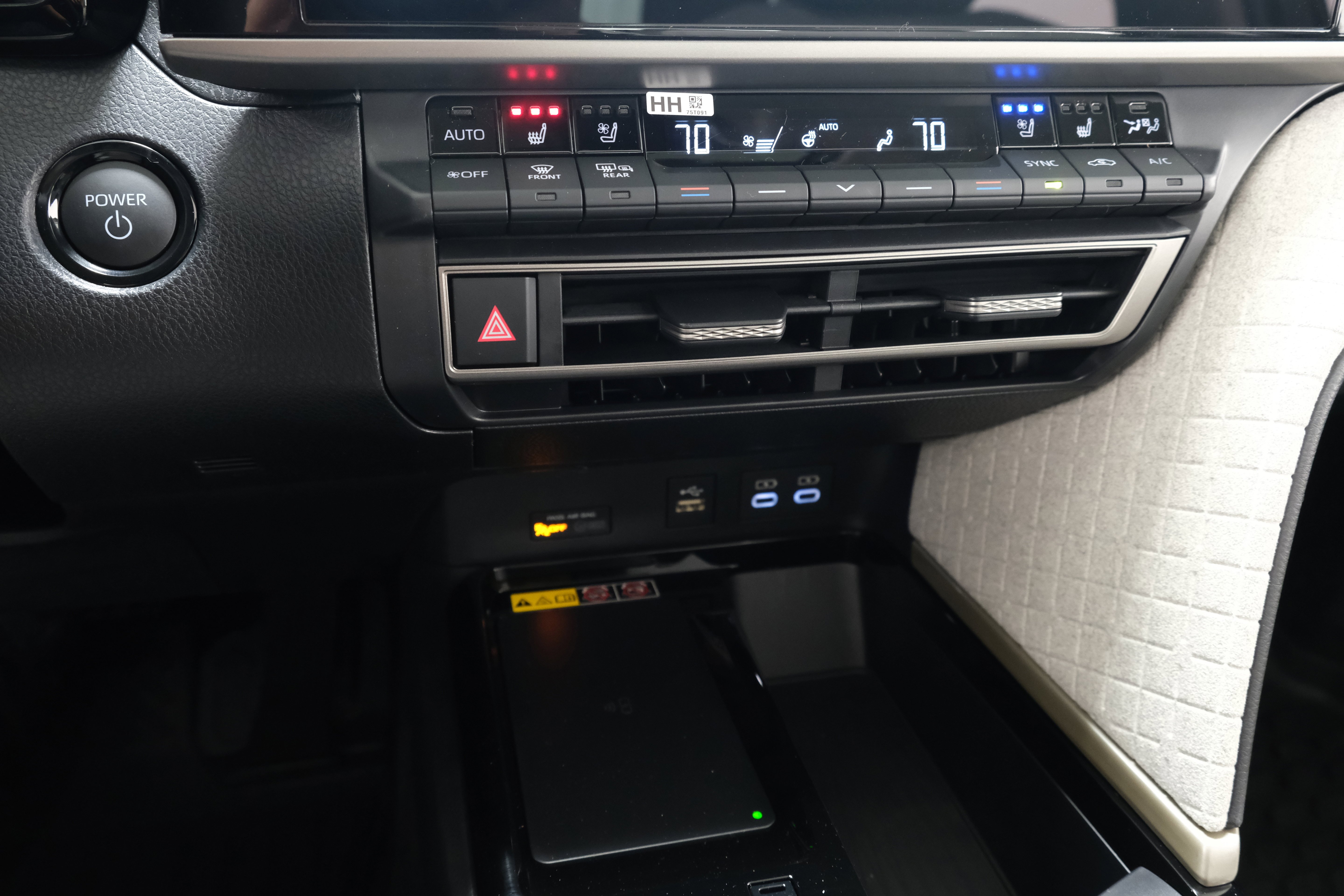 New 2026 Midnight Black Metallic Toyota  XLE AWD image 20