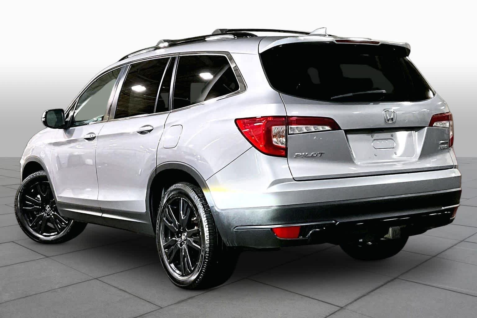 Used 2021 Lunar Silver Metallic Honda Special Edition image 12