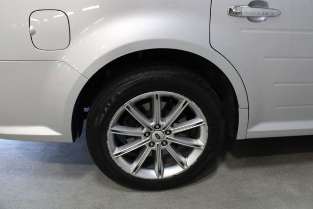 Used 2019 Silver Ford Limited image 26