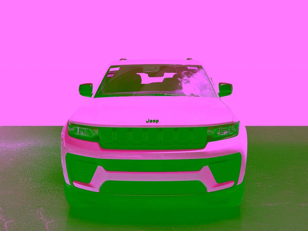 New 2026 Bright White Clear-Coat Exterior Paint Jeep Laredo Altitude image 2