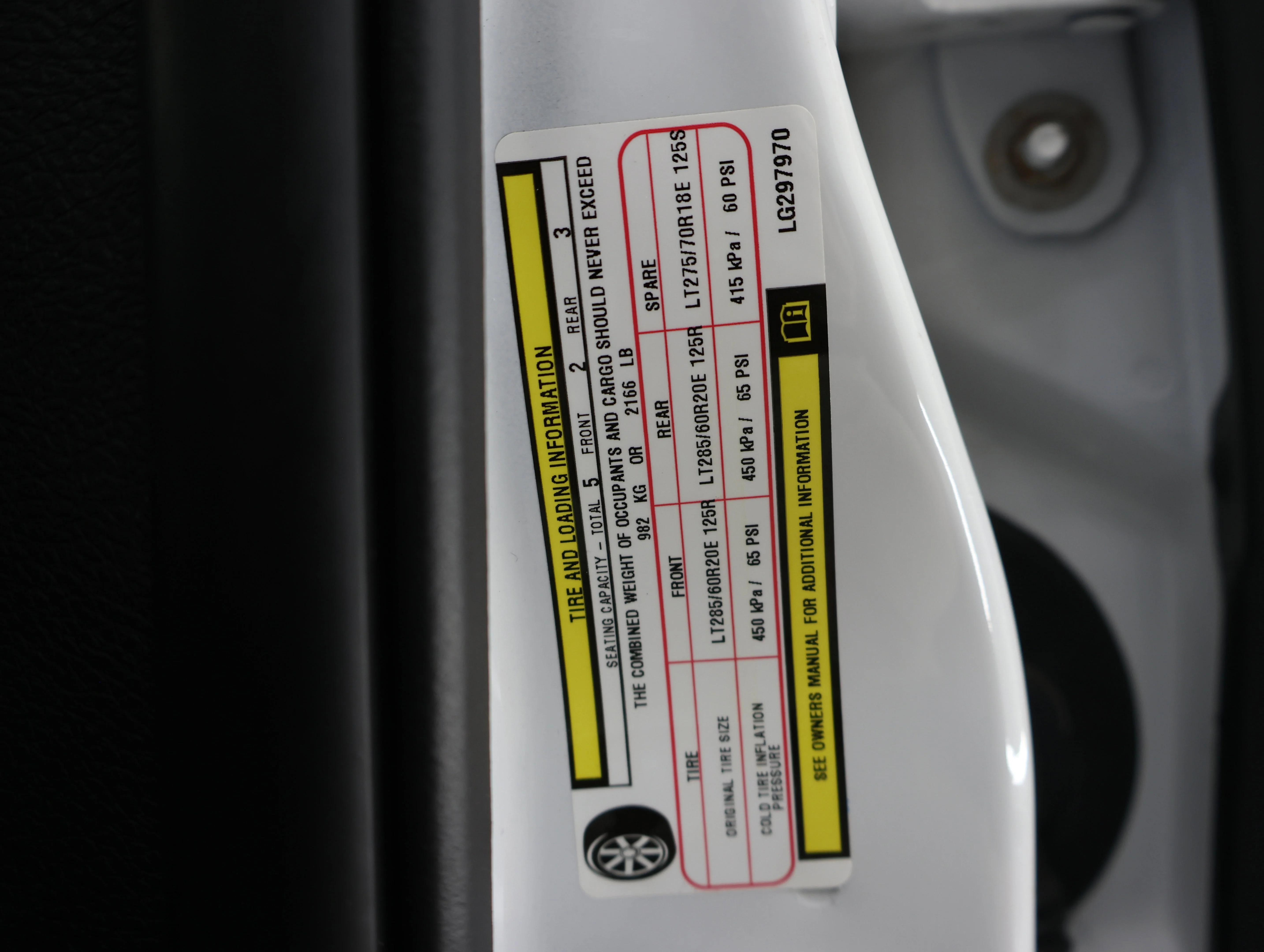Used 2020 Bright White Clearcoat Ram Laramie image 63
