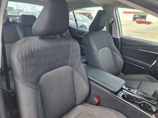 Used 2025 Celestial Silver Metallic Toyota LE image 32