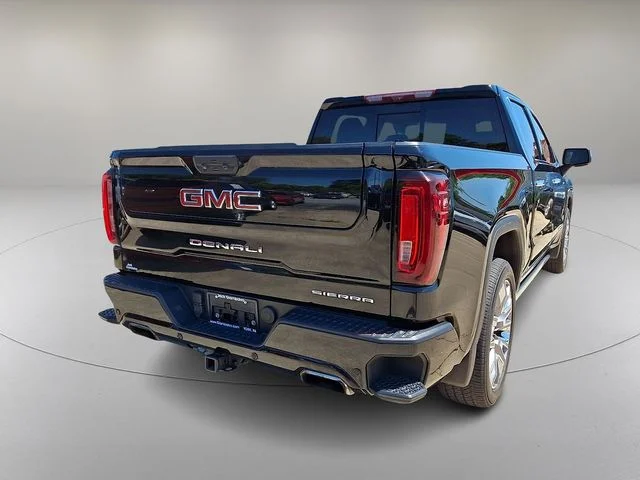 Used 2023 Black GMC Denali image 10