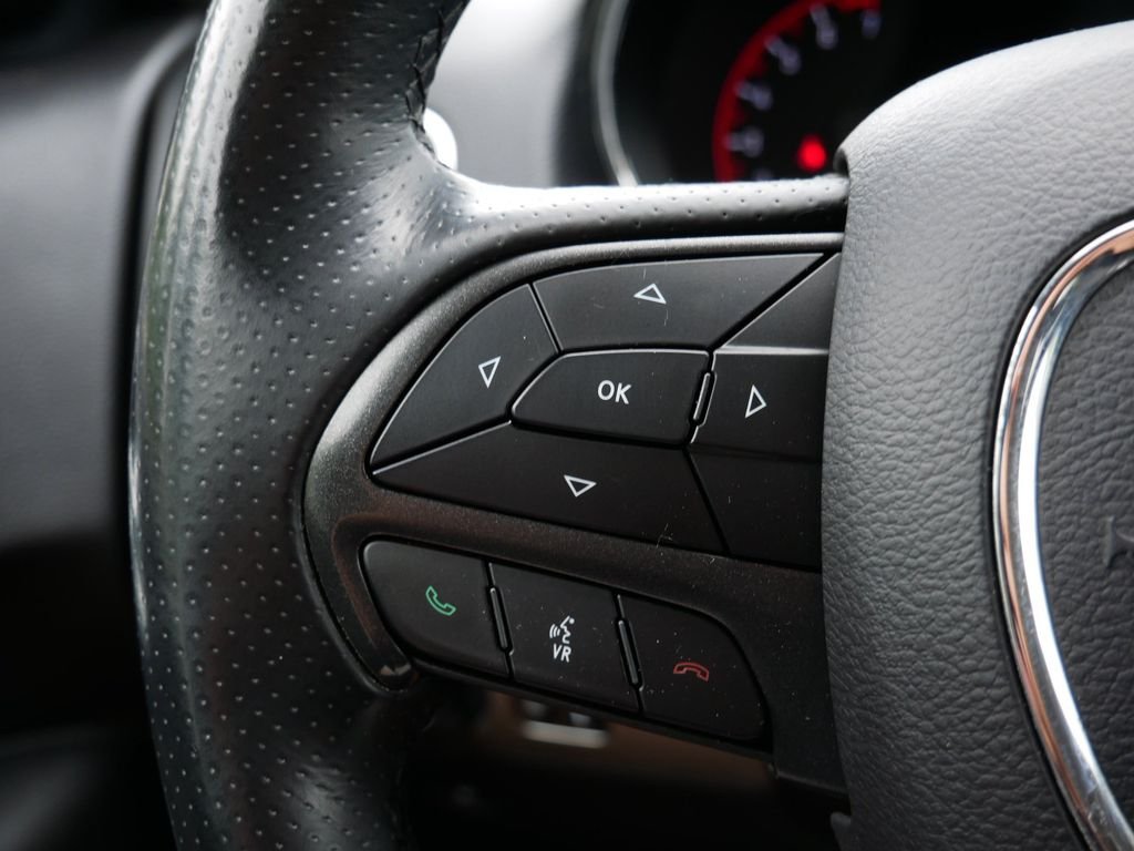 Used 2018 White Dodge SXT image 17