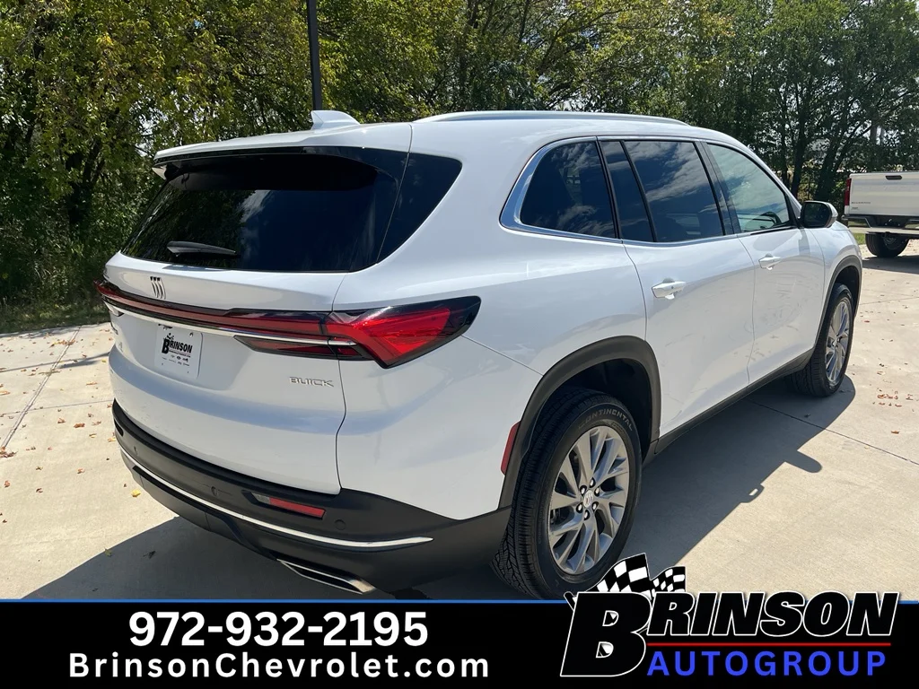 2026 Buick Enclave Preferred - Photo 8