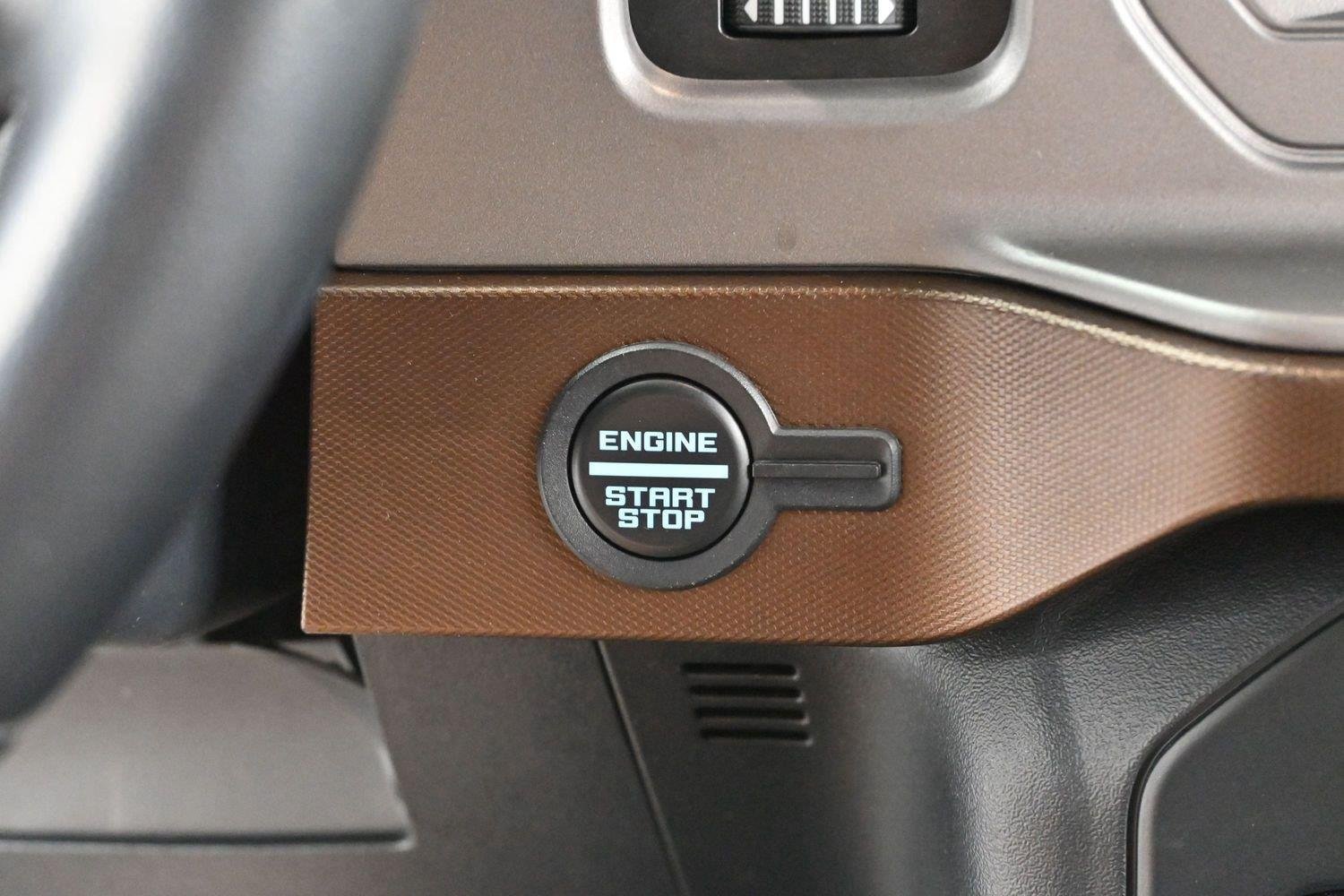 Used 2022 Shadow Black Ford Base image 26