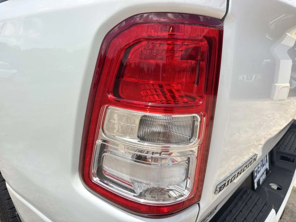 Used 2022 White Ram Big Horn/Lone Star image 17