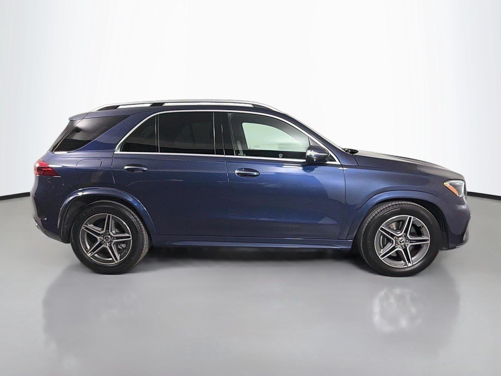 Used 2024 Twilight Blue Metallic Mercedes-Benz GLE 450 image 4