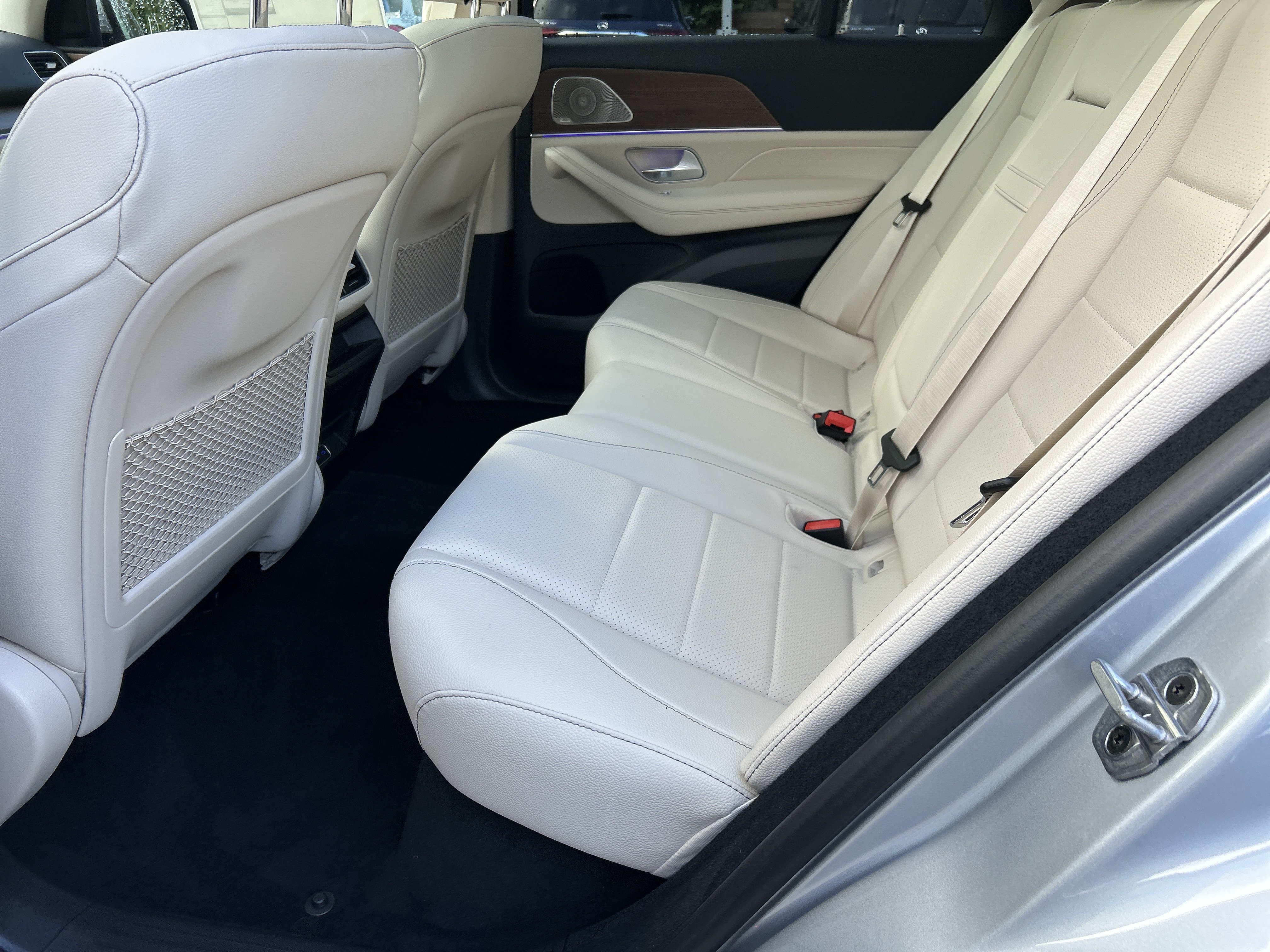 New 2026 Cirrus Silver Metallic Mercedes-Benz GLE 350 4MATIC® SUV image 35