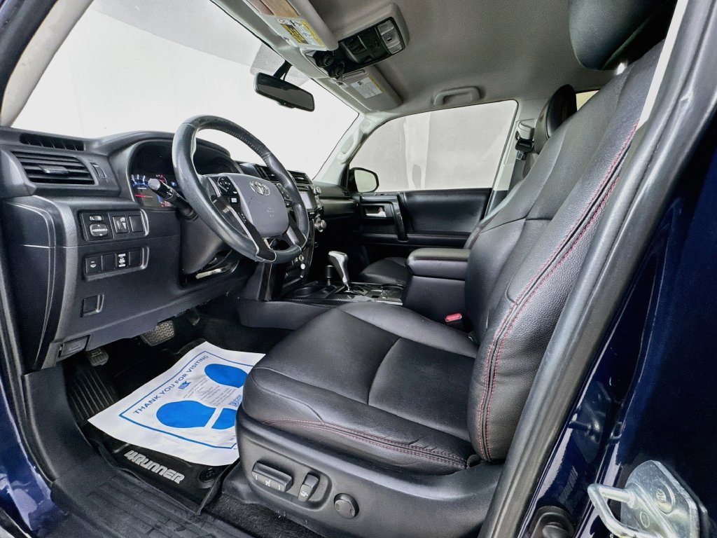 Used 2018 Nautical Blue Metallic Toyota TRD Off-Road Premium image 26