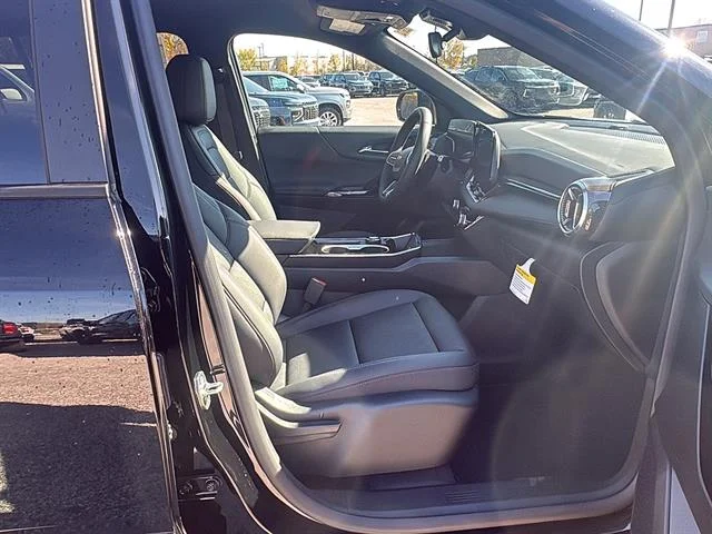 2027 Chevrolet Equinox LT - Photo 16