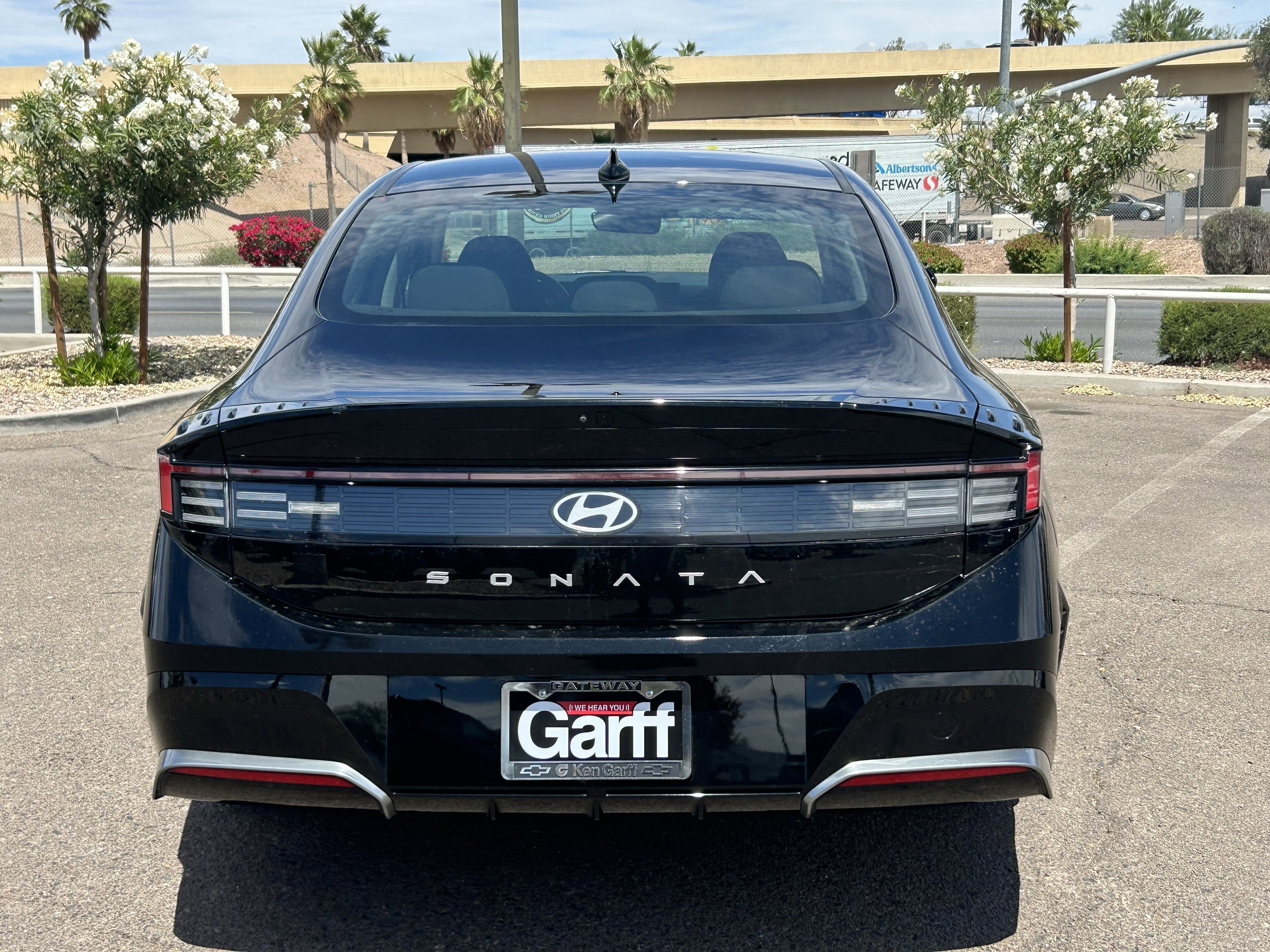 Certified Used 2024 Onyx Black Hyundai SEL image 4