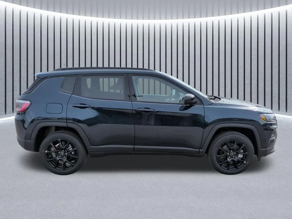 New 2026 Blue Jeep Latitude image 4
