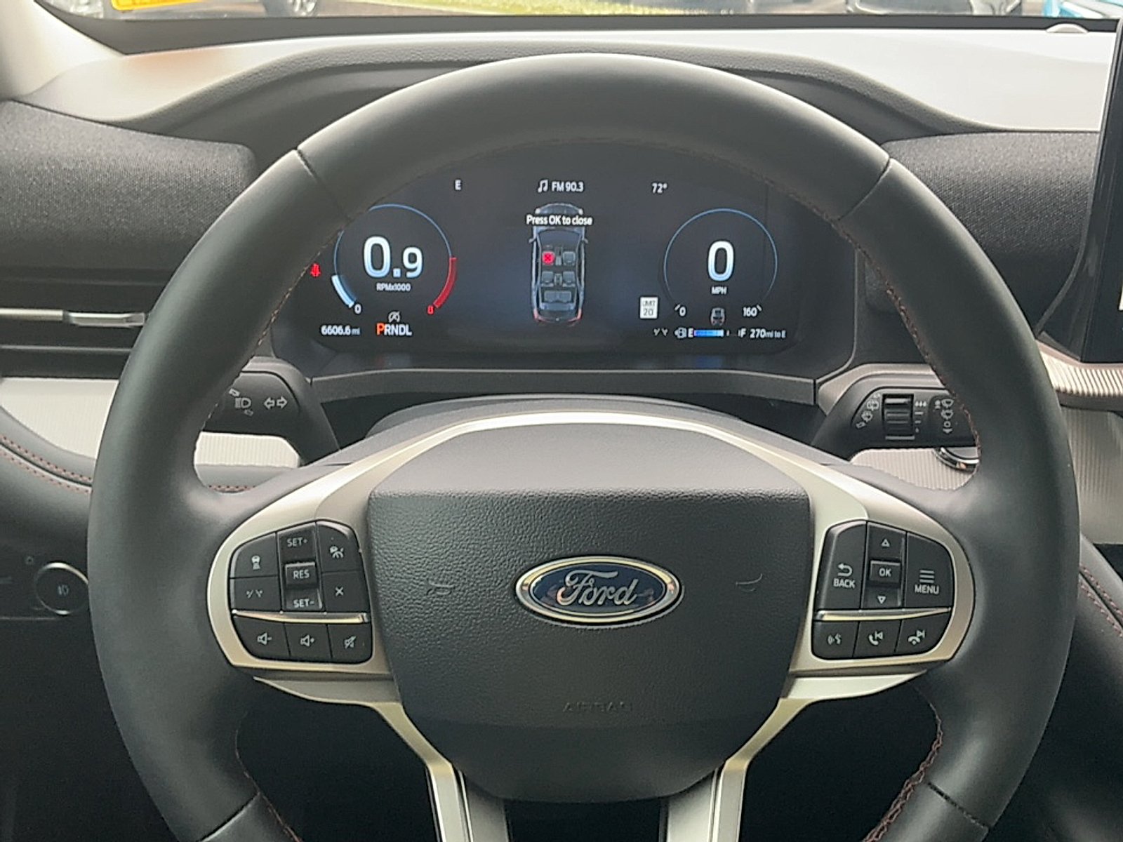 Used 2025 Vapor Blue Metallic Ford Active image 8