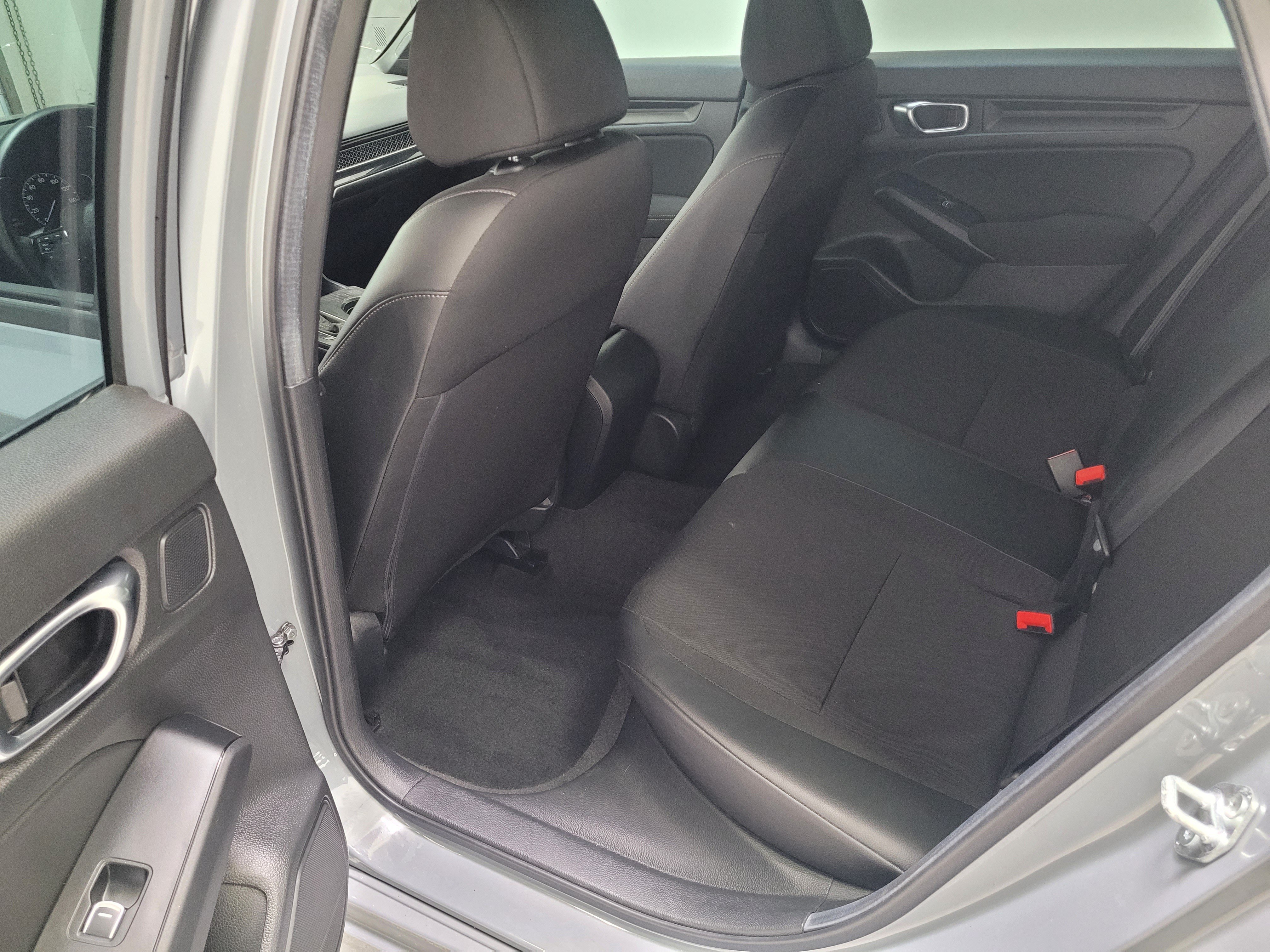 Used 2025 Urban Gray Pearl Honda Sport image 8