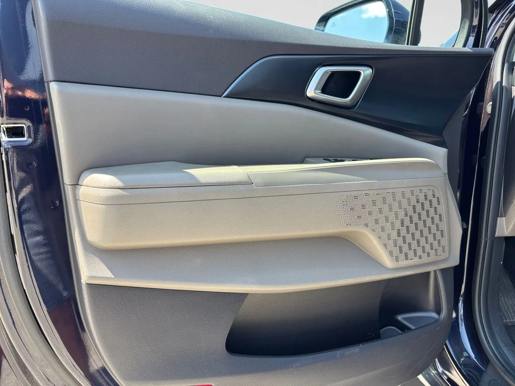 Used 2025 Blue Kia LXS image 35