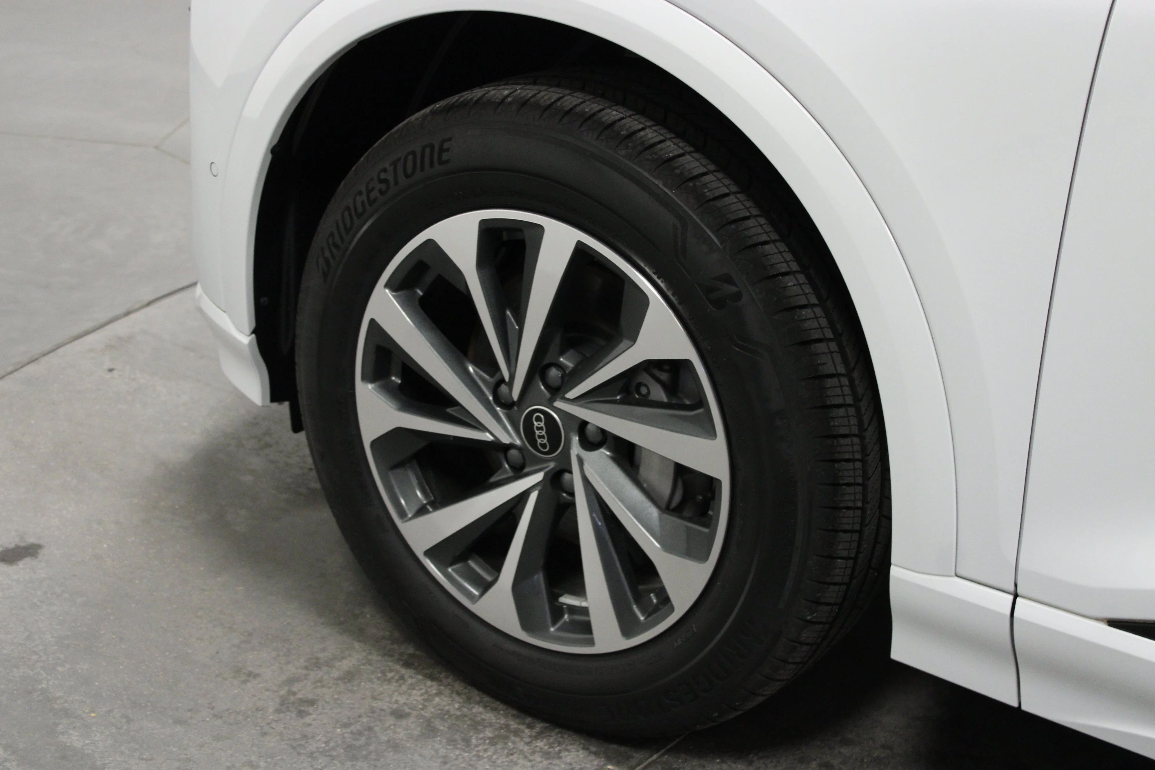 Used 2025 Glacier White Metallic Audi Premium Plus image 10