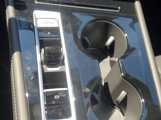 2026 Volkswagen Atlas SEL Premium R-Line - Photo 32