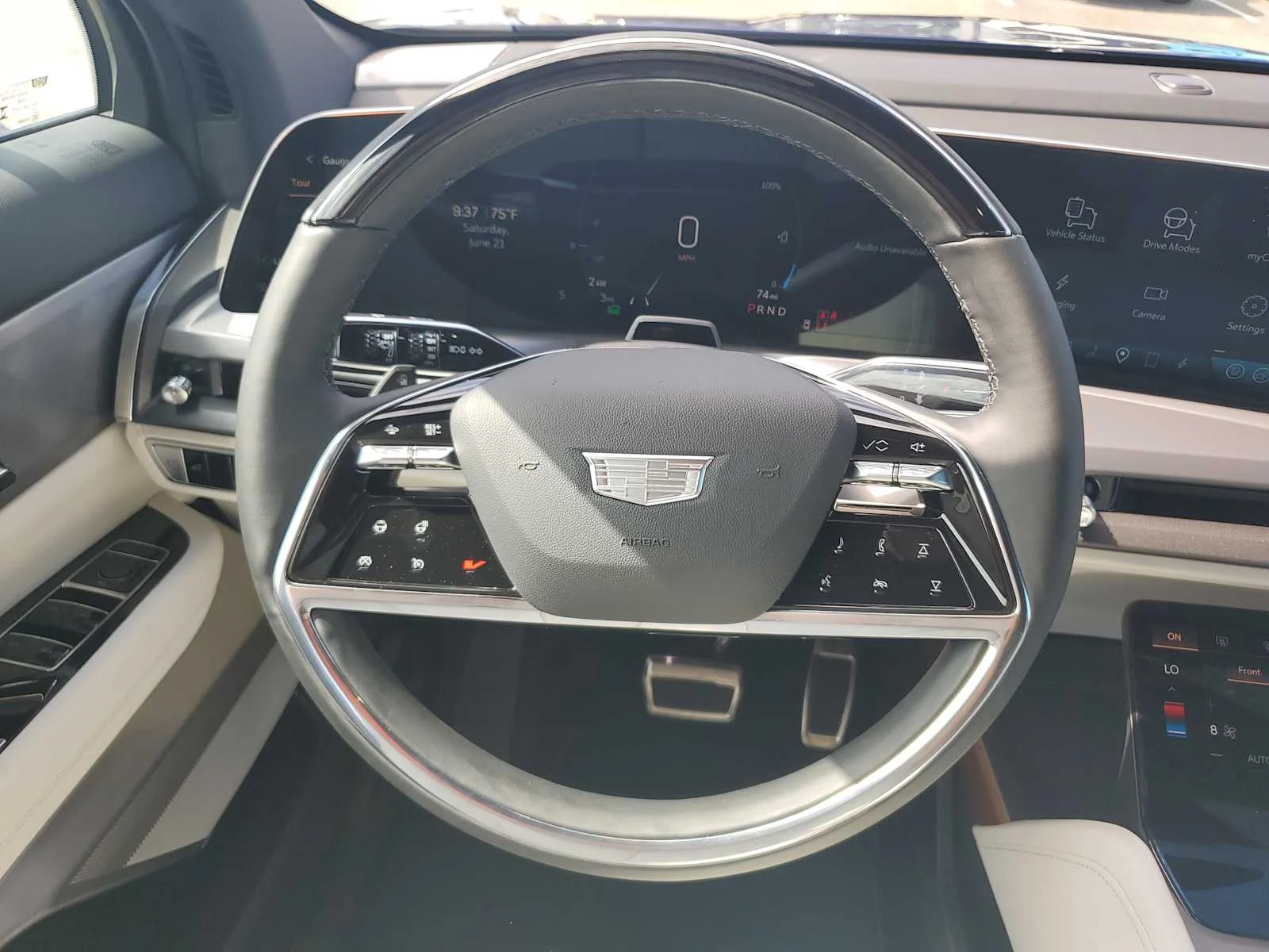 2026 Cadillac VISTIQ Sport - Photo 11