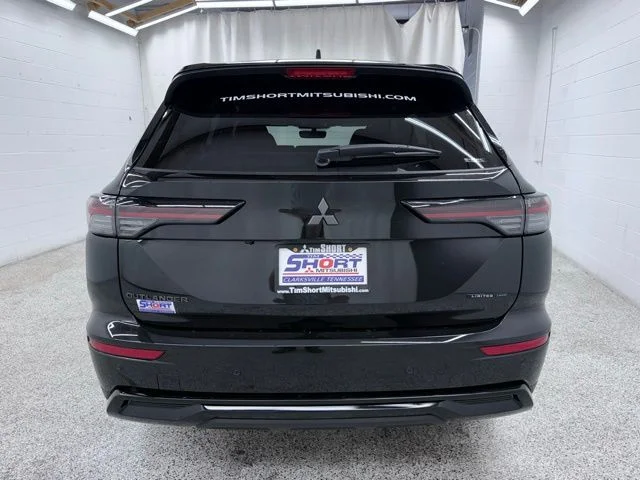 New 2026 Black Mitsubishi LE image 3