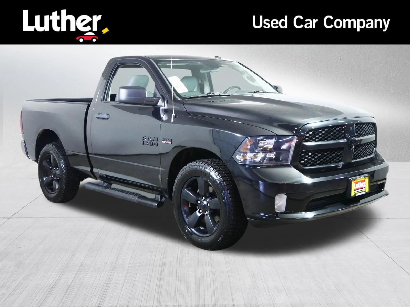 2017 RAM 1500 Express 4x4 Regular Cab 6'4's photo