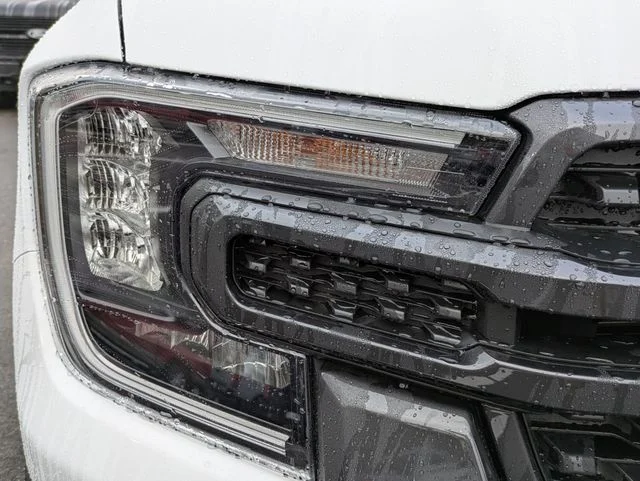New 2026 Oxford White Ford XLT image 10