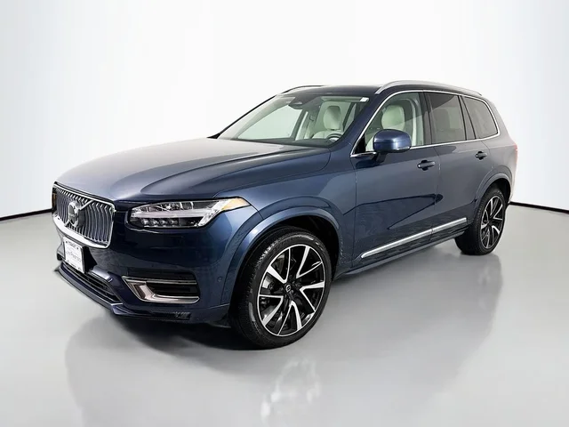 2023 Volvo XC90 B6 Plus 6-Seater