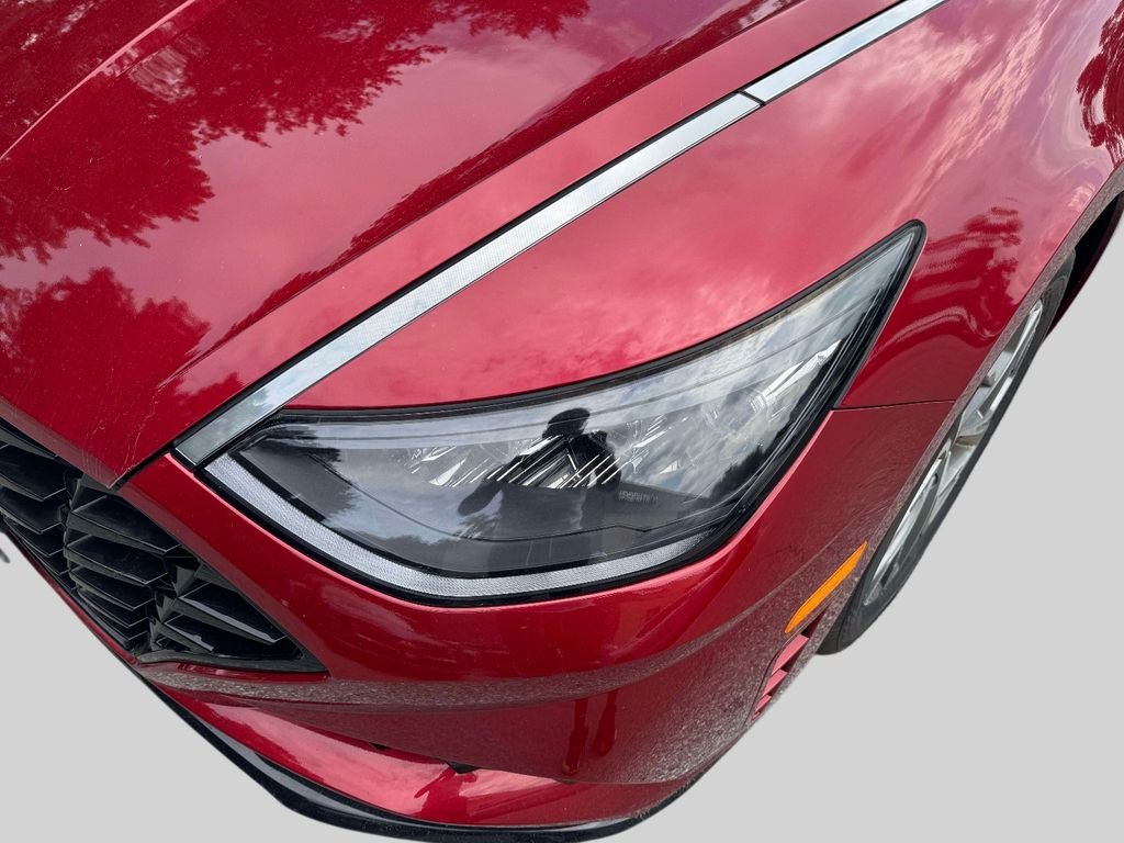 Used 2023 Red Hyundai SEL image 8