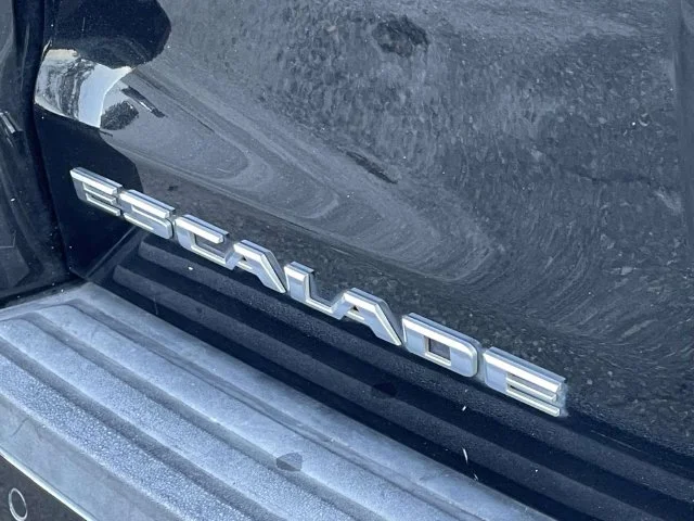 Used 2018 Black Raven Cadillac Premium image 10
