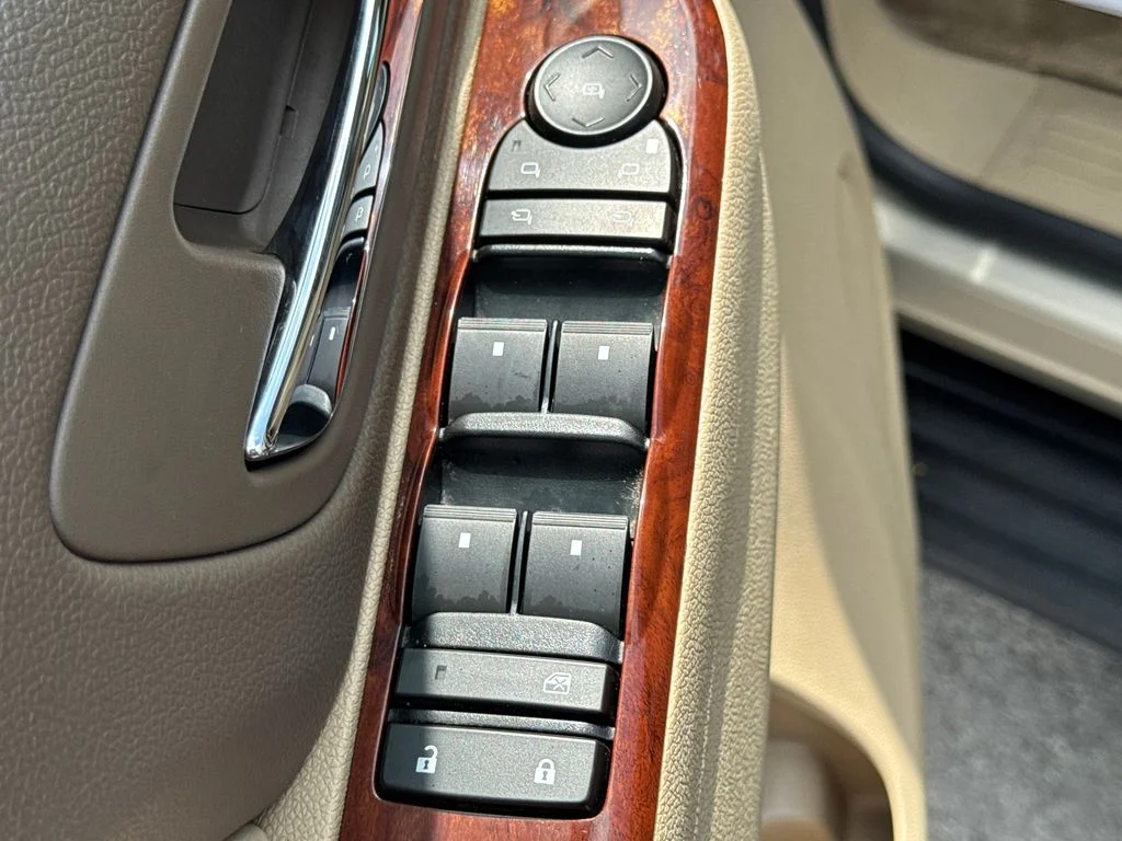 Used 2011 Gold Mist Metallic Chevrolet LT image 29