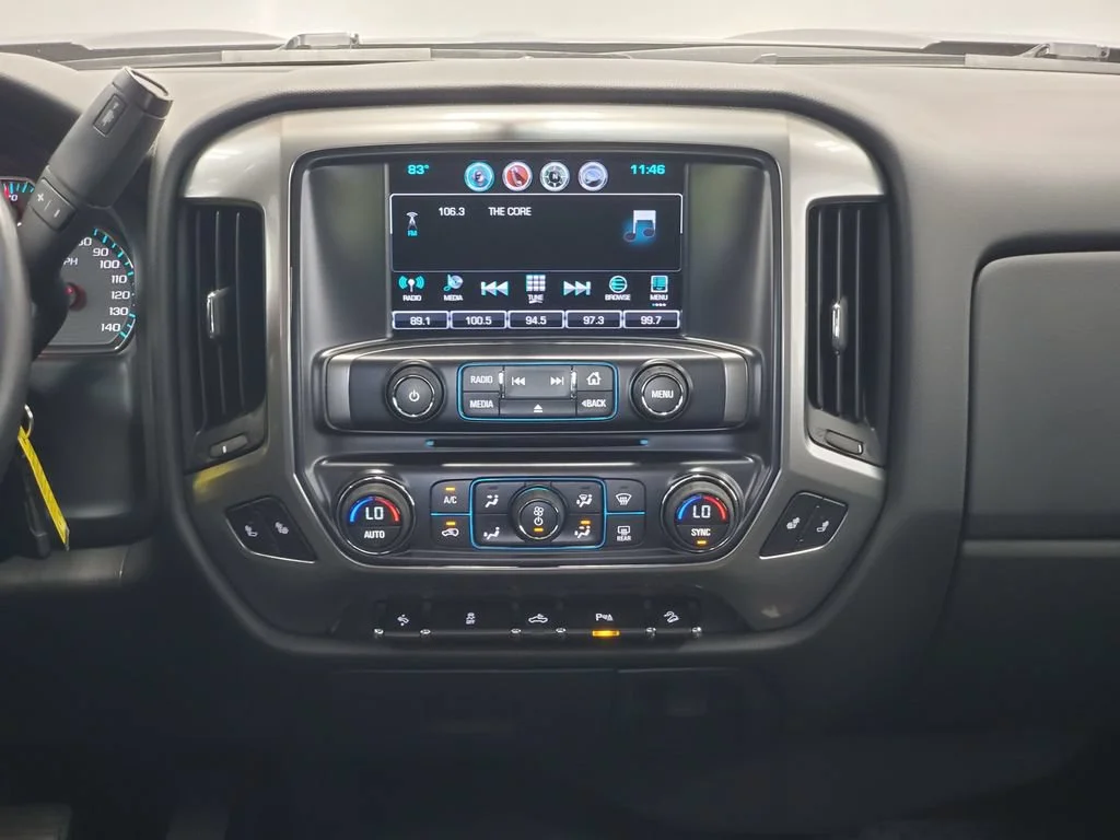 Used 2016 TUNGSTEN METALLIC Chevrolet LT image 24