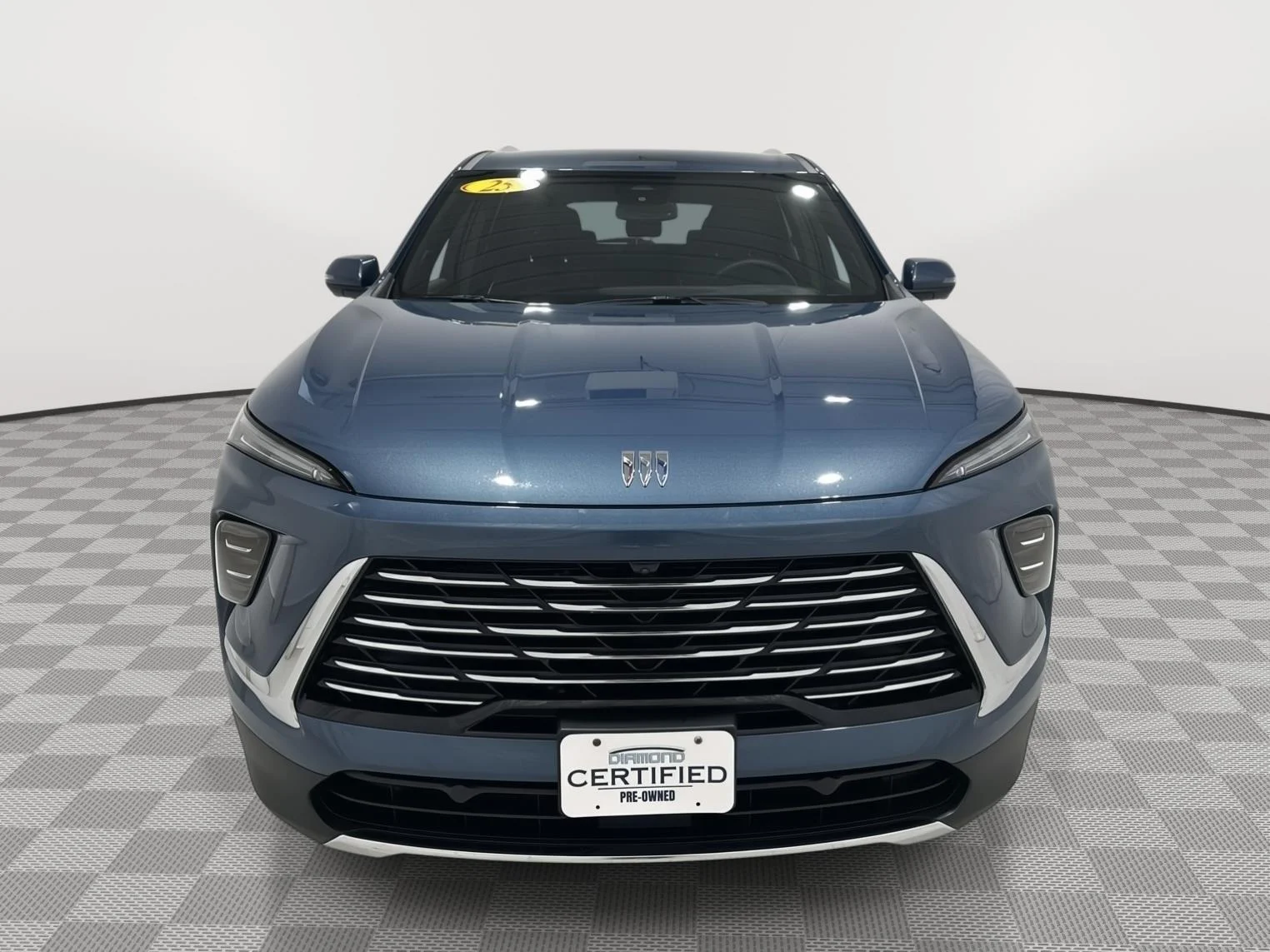Used 2025 Ocean Blue Metallic Buick Preferred image 8