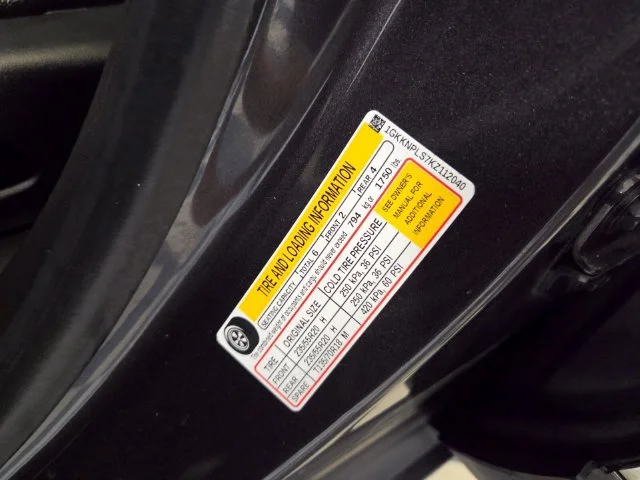 Used 2019 IRIDIUM METALLIC GMC Denali image 19