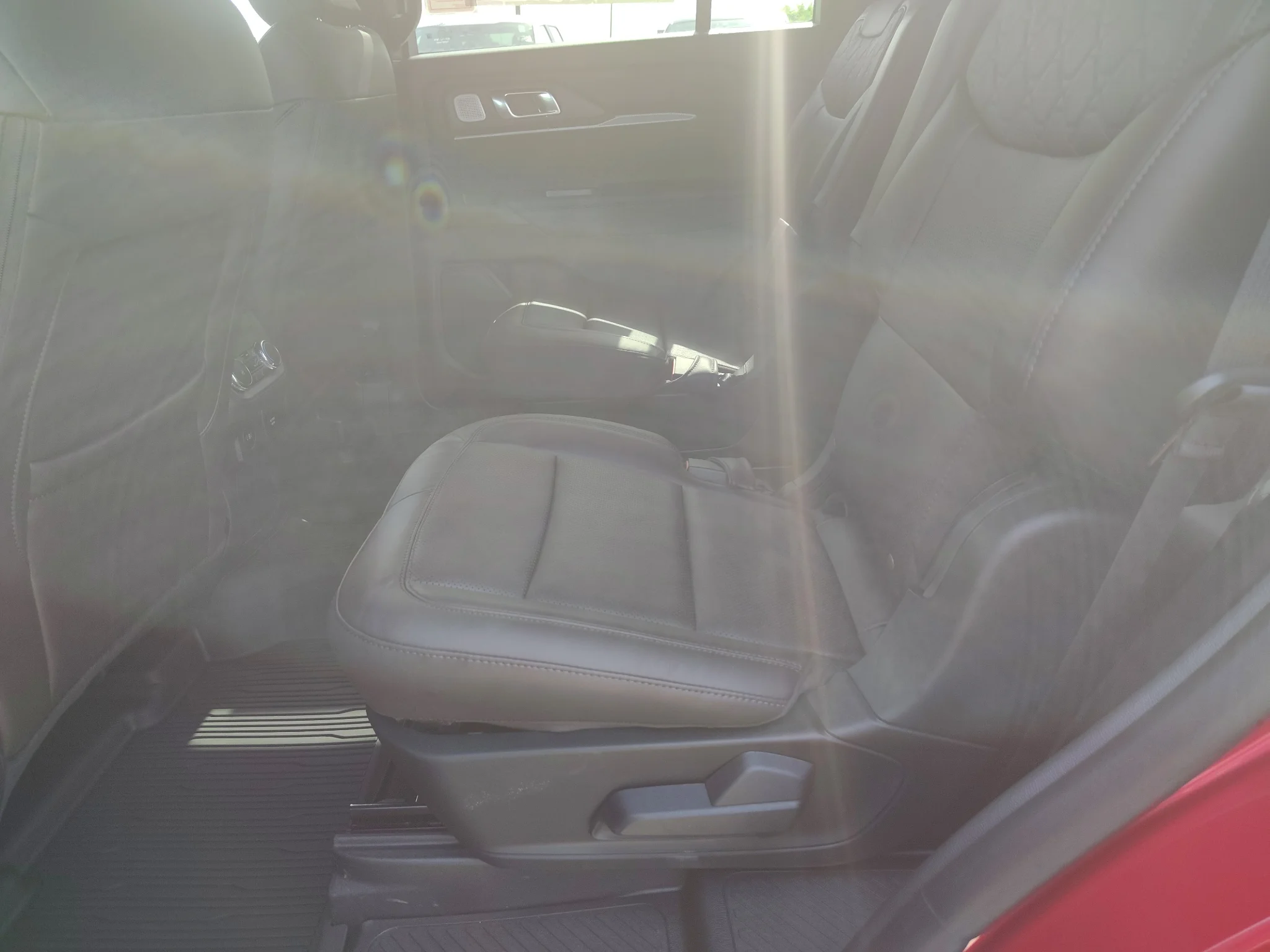 New 2026 Rapid Red Metallic Tinted Clearcoat Ford Platinum™ image 12