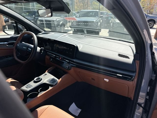 New 2027 Wolf Gray Kia X-Line image 30