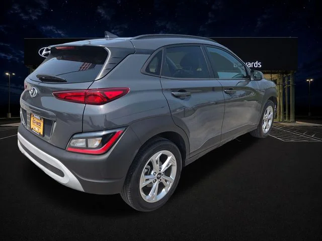 Used 2023 Gray Hyundai SEL image 6