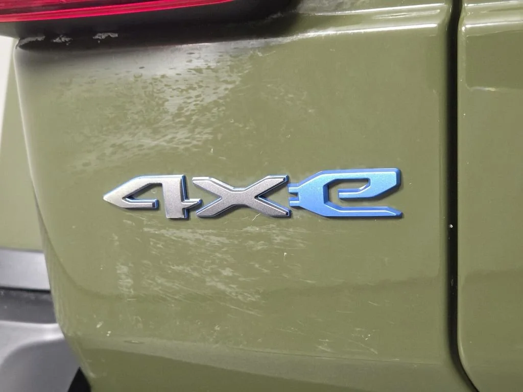 Used 2024 Sarge Green Clearcoat Jeep Rubicon X image 30