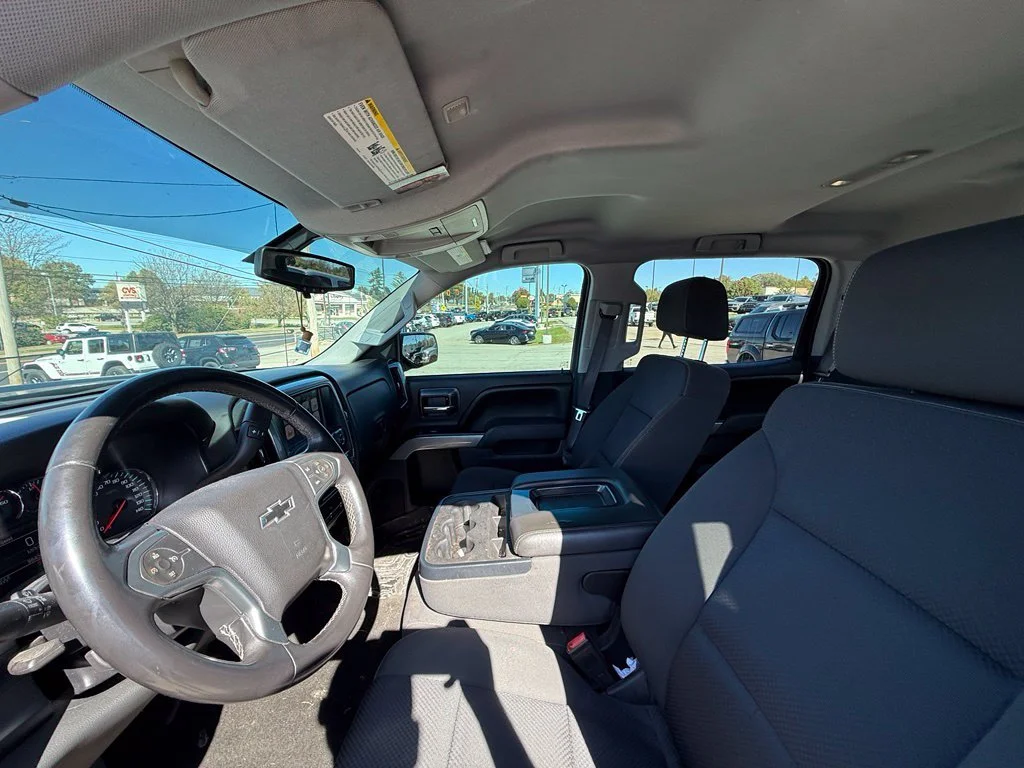 Used 2016 Black Chevrolet LT image 13