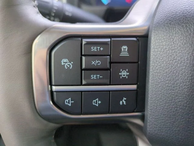 Used 2025 White Ford Platinum image 26