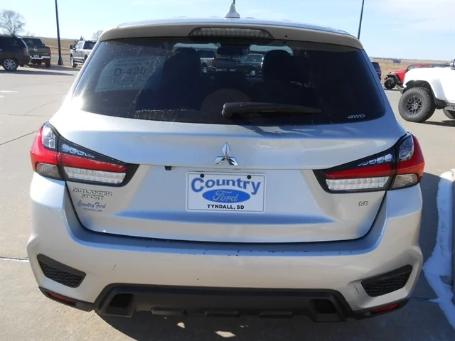 Used 2024 Alloy Silver MITSUBISHI  image 5