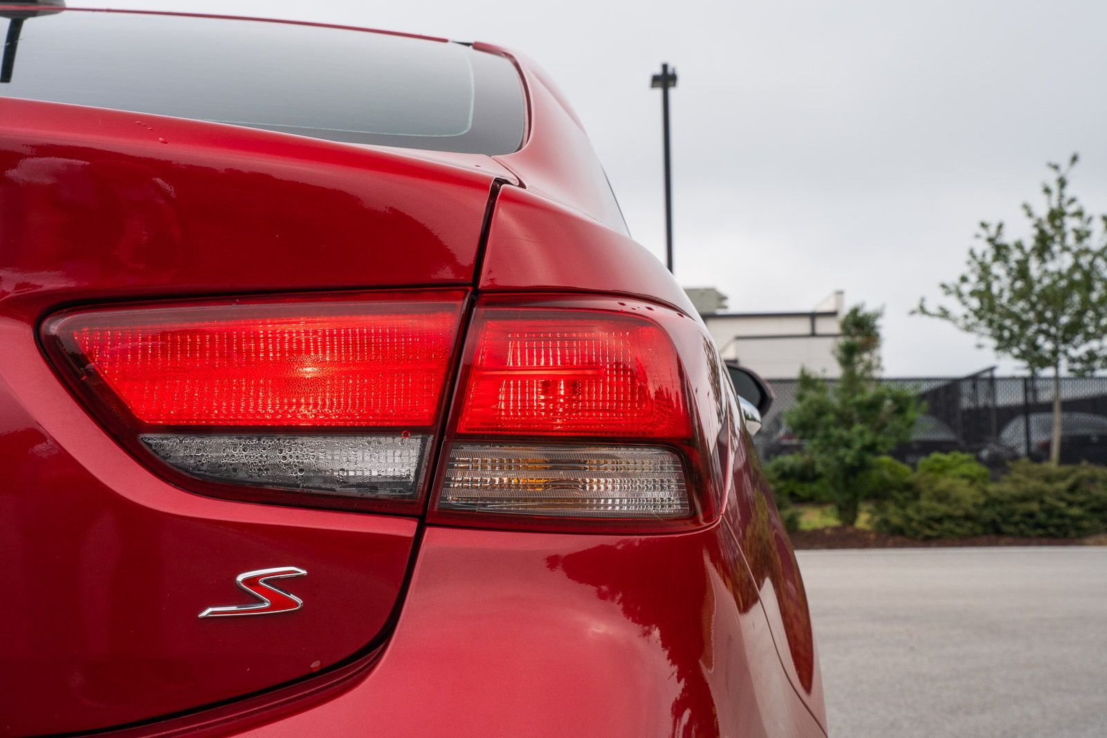 Used 2023 Red Kia S image 15