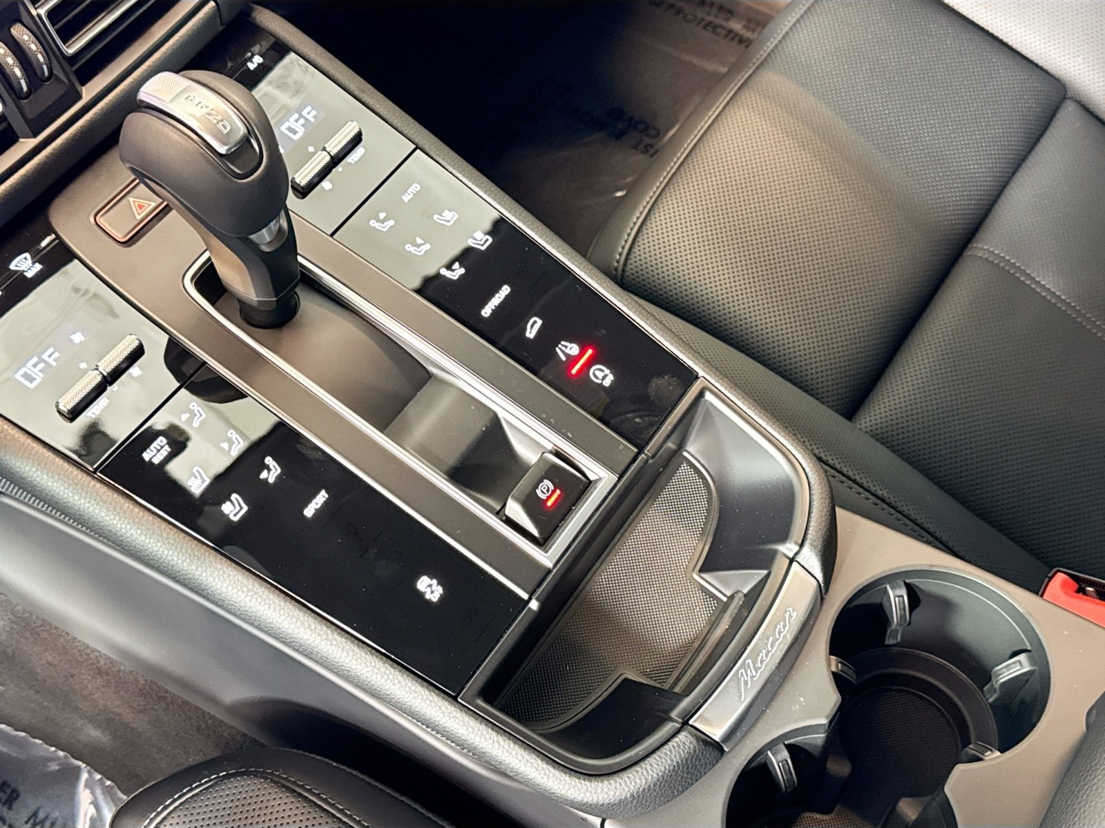 Used 2026 Volcano Grey Metallic Porsche  image 18
