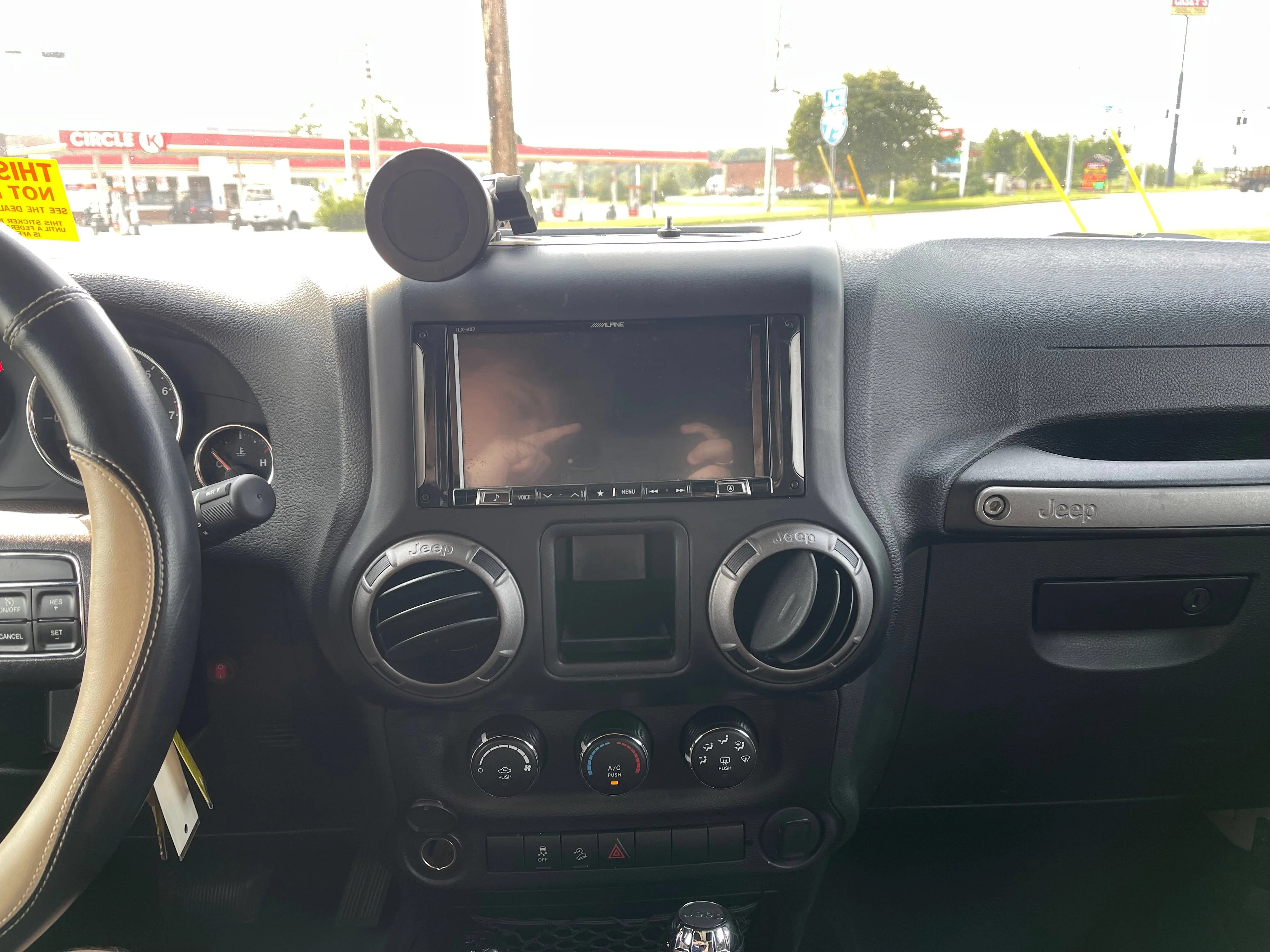 Used 2017 Gobi Jeep Sport image 12