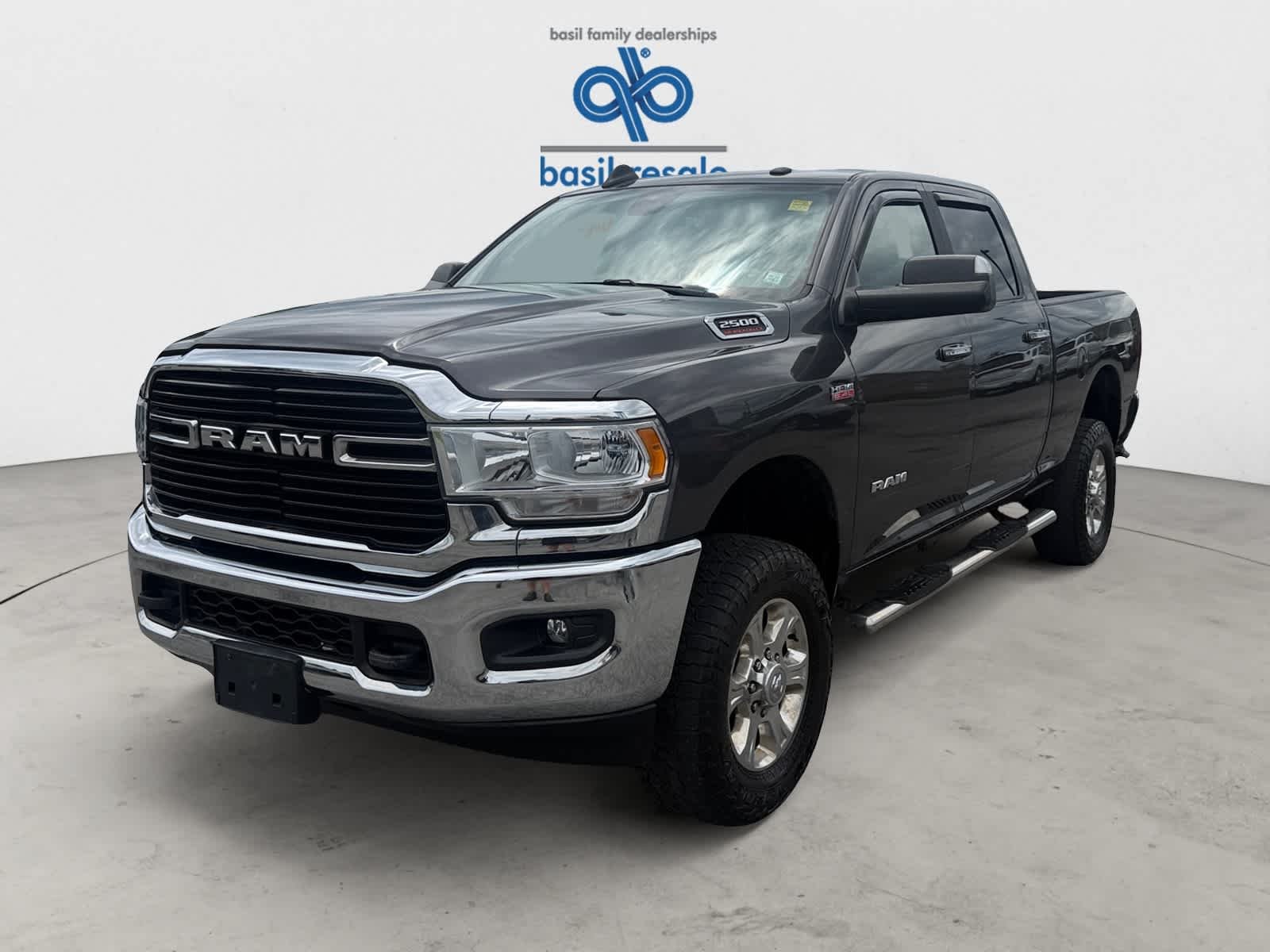 Used 2019 Granite Crystal Metallic Clearcoat Ram Big Horn image 2