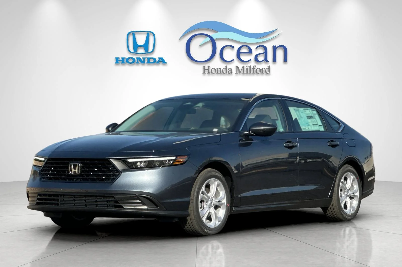 New 2026 Meteorite Gray Metallic Honda LX image 1