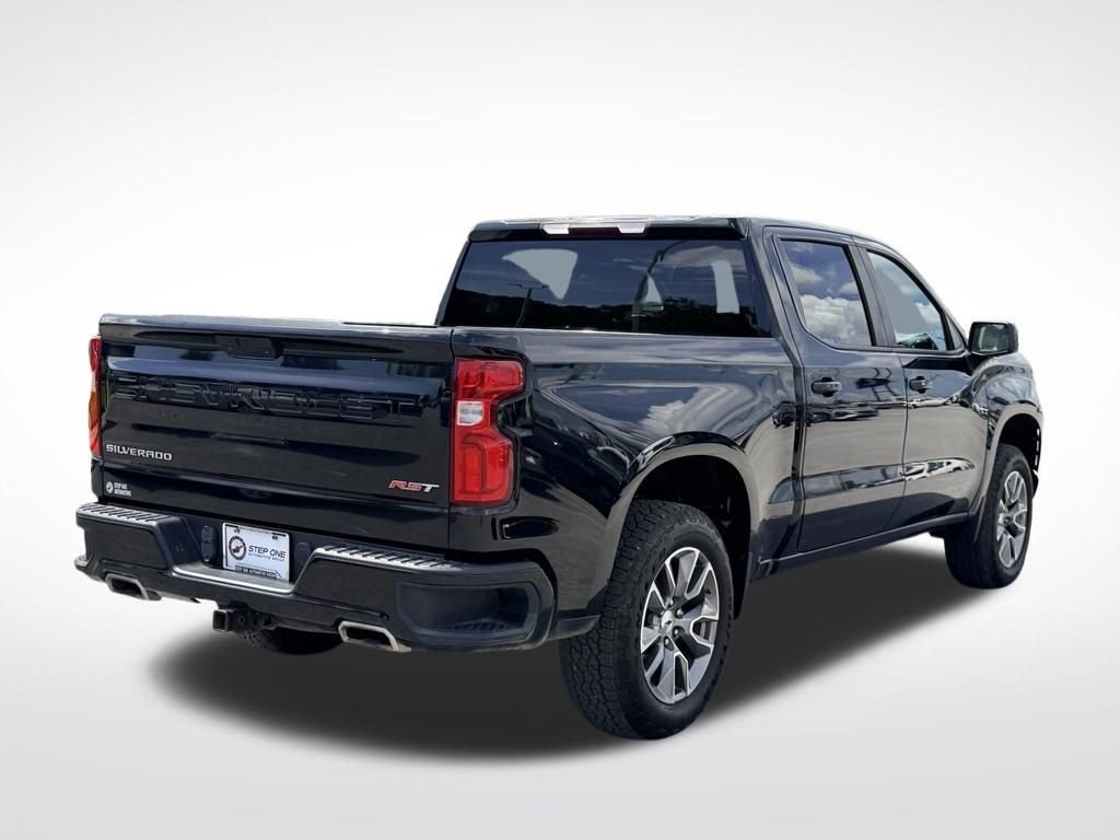 Used 2021 Black Chevrolet RST image 7