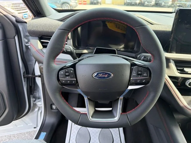 New 2026 Space White Metallic Ford ST-Line image 20