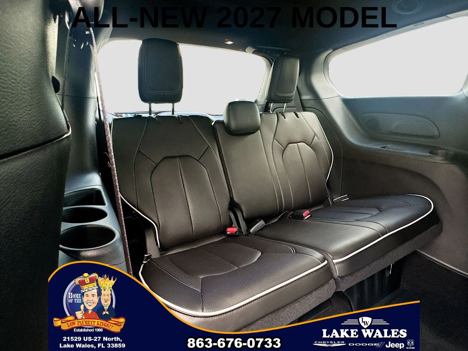New 2027 Diamond Black Crystal Pearl-Coat Exterior Paint Chrysler Limited image 27