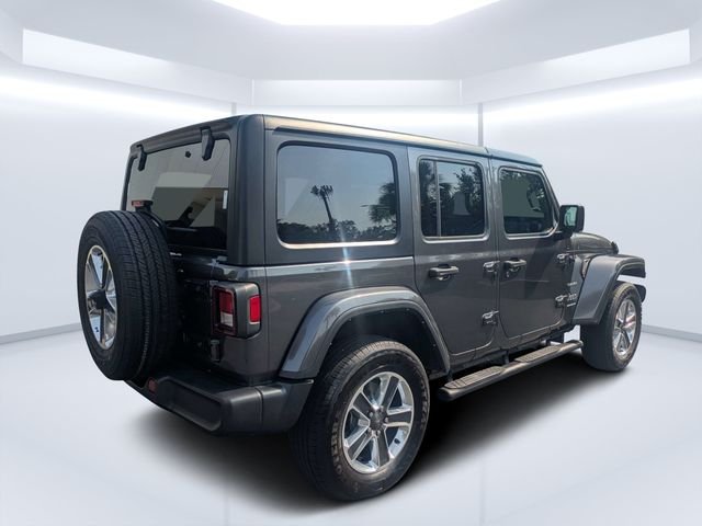 Used 2023 Gray Jeep Sahara image 3
