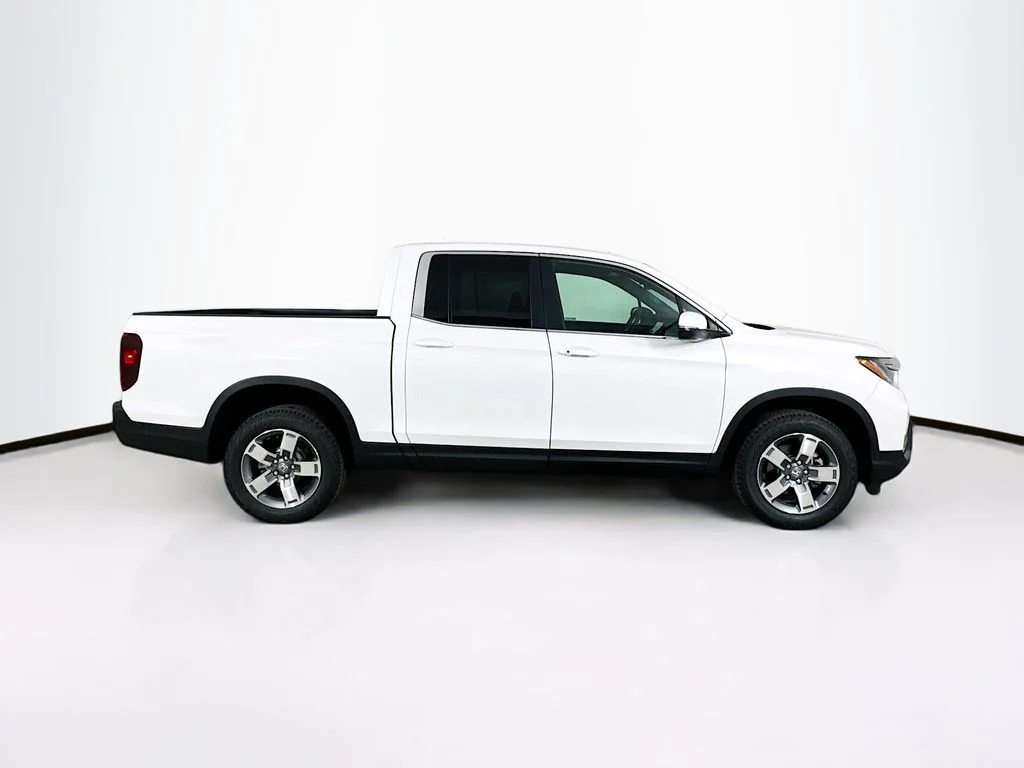 New 2026 Platinum White Pearl Honda RTL image 9